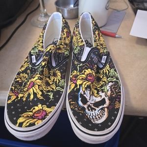 Vans yellow daisy's w/skull Mens 12